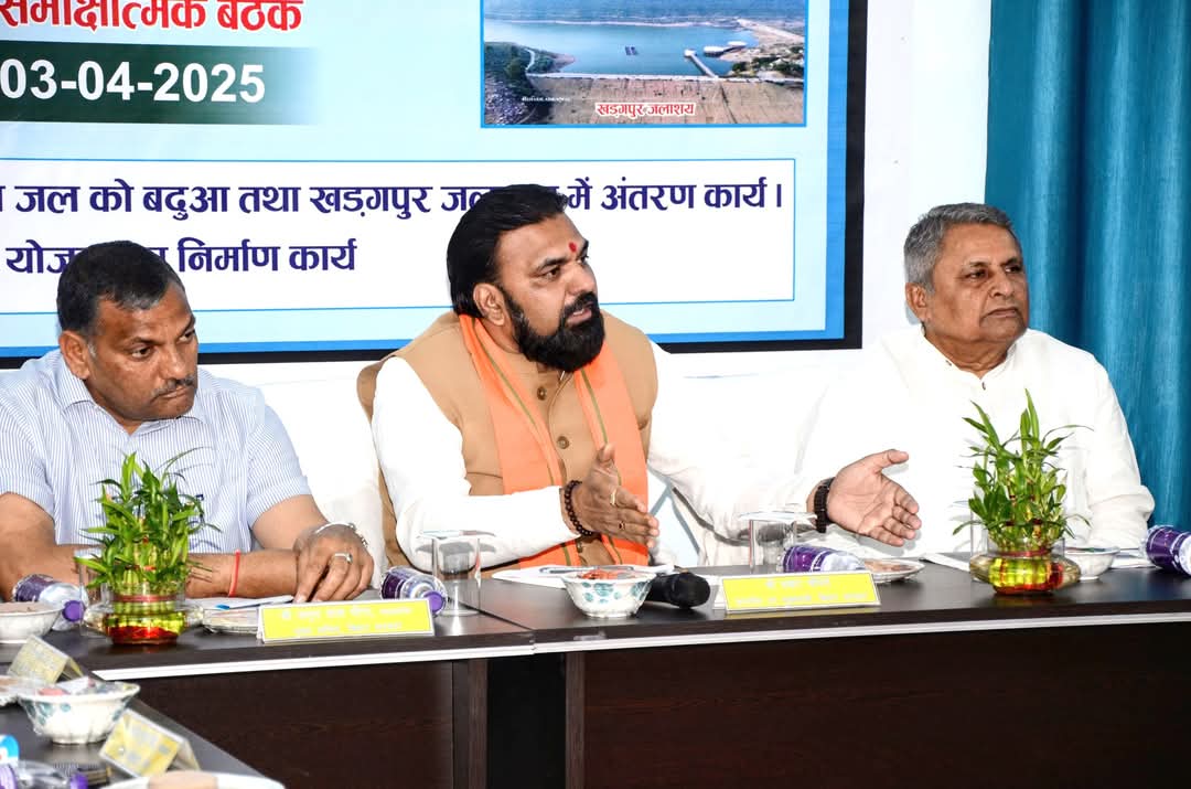 सीएम नीतीश कुमार की प्रगति यात्रा के कार्यों को अमली जामा पहनाने हवेली खड़गपुर पहुंचे डिप्टी सीएम सम्राट चौधरी, ये सब हुआ